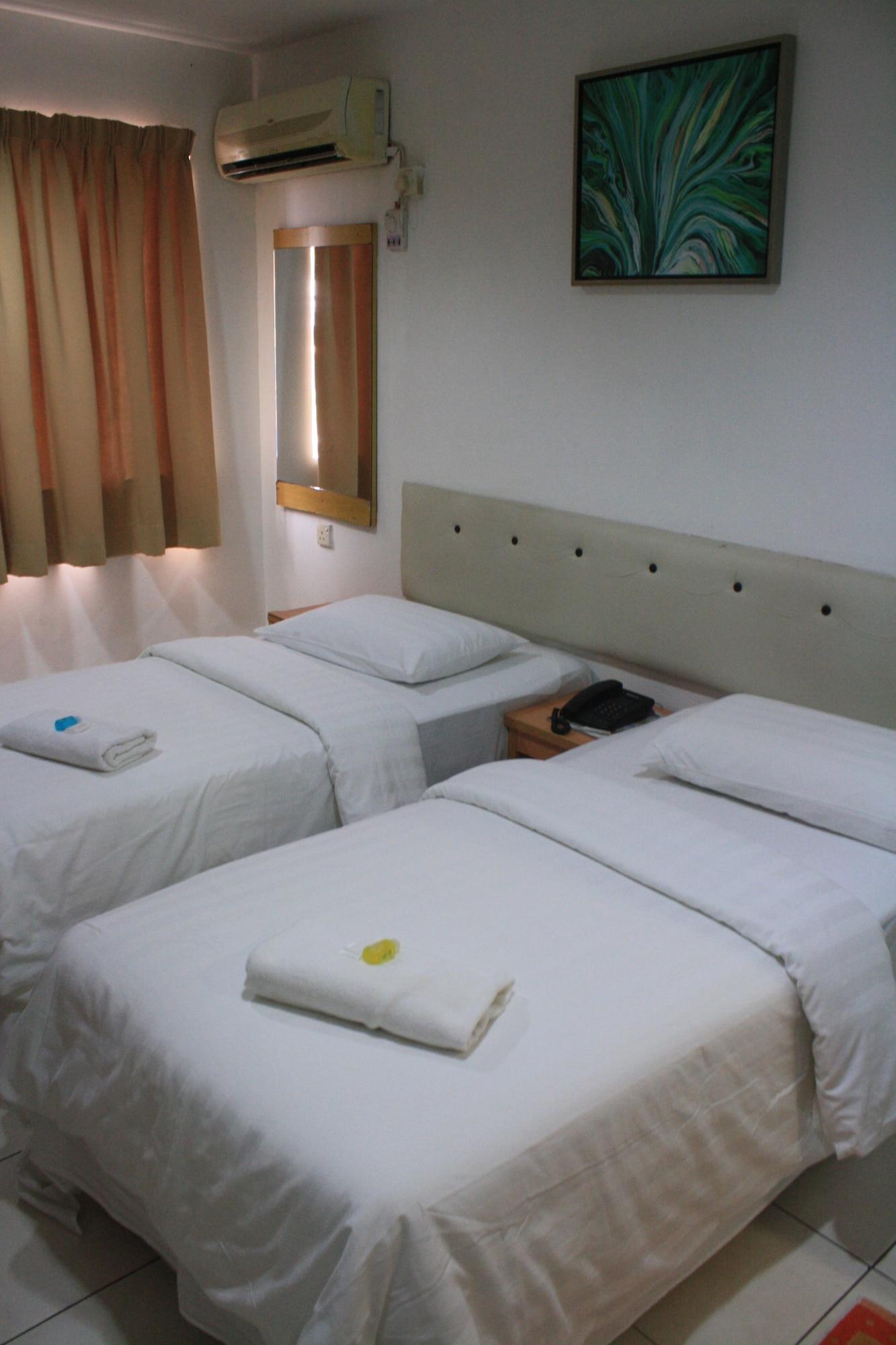 De Ocean Hotel Malacca Kültér fotó