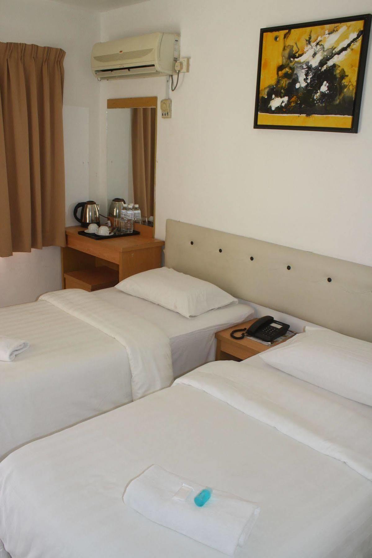 De Ocean Hotel Malacca Kültér fotó