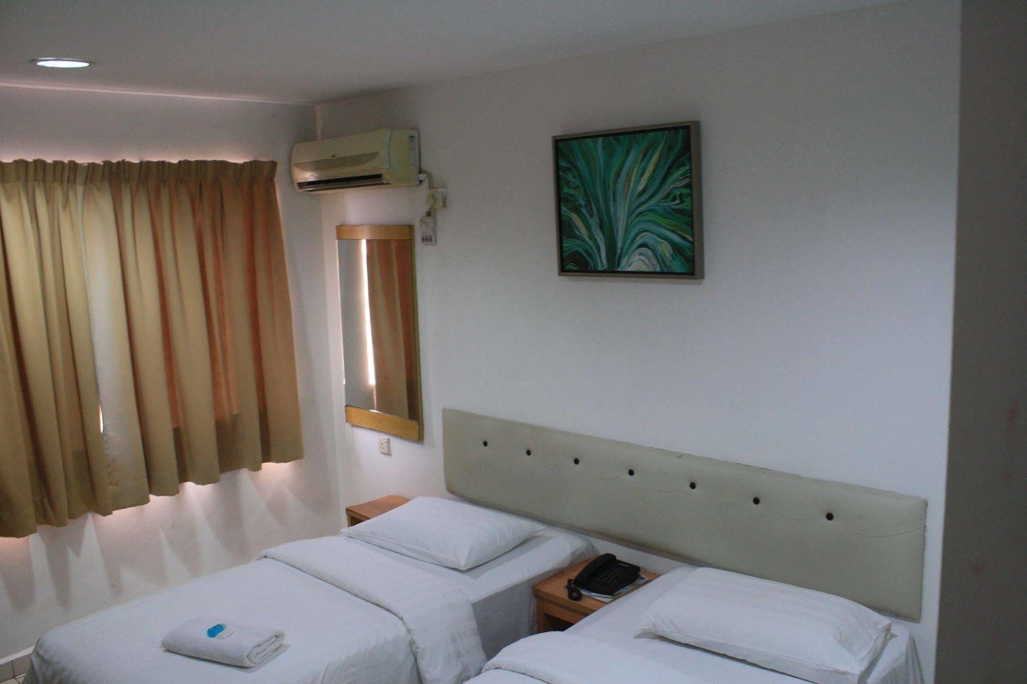 De Ocean Hotel Malacca Kültér fotó